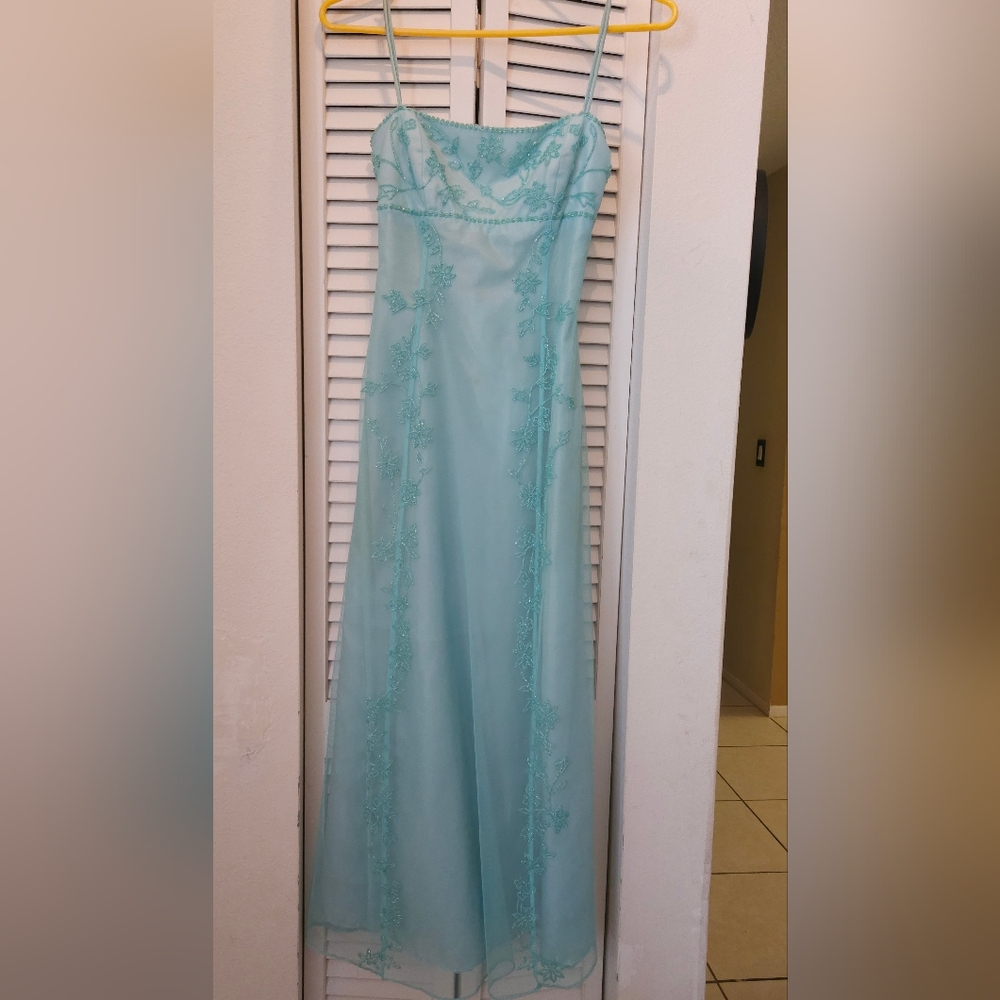 Elegant Aqua Spaghetti Strap Prom Dress